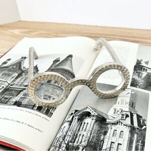 Round Hammered Metal  - Silver Jumbo Frame